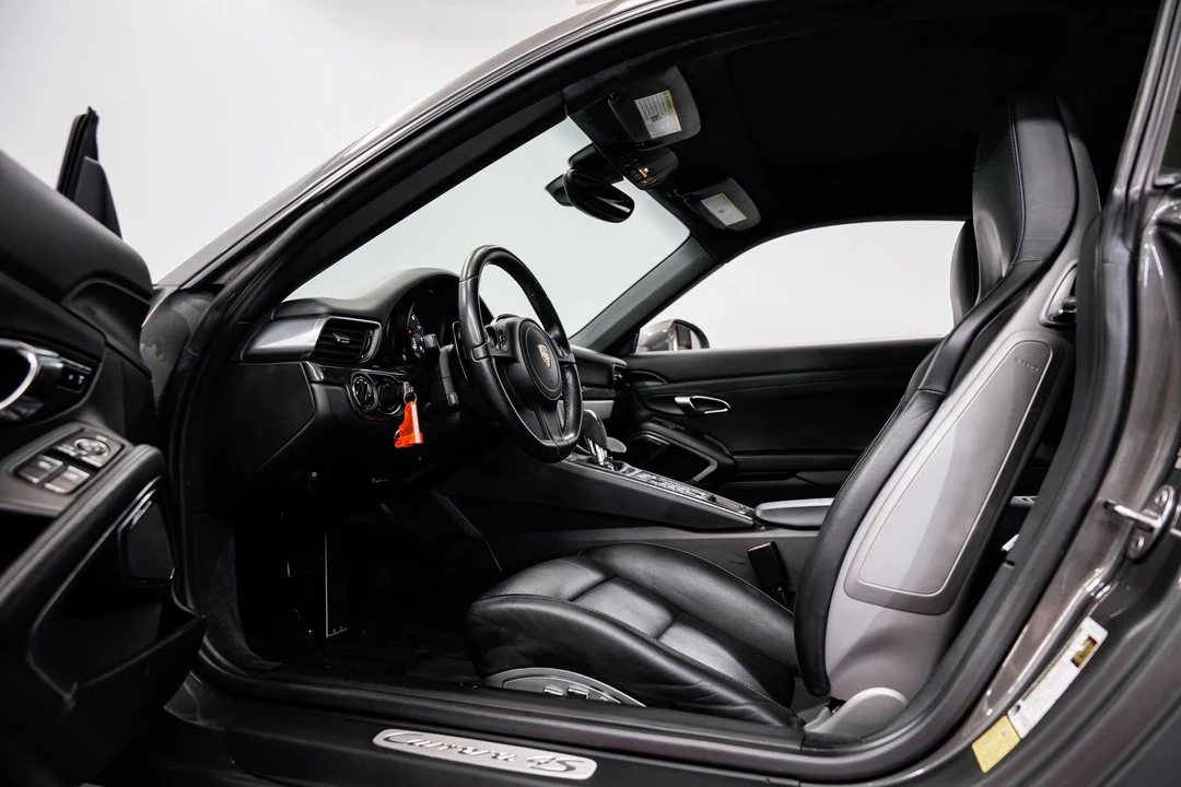 2013 Porsche 991 Carrera 4S - Image 20 of 31