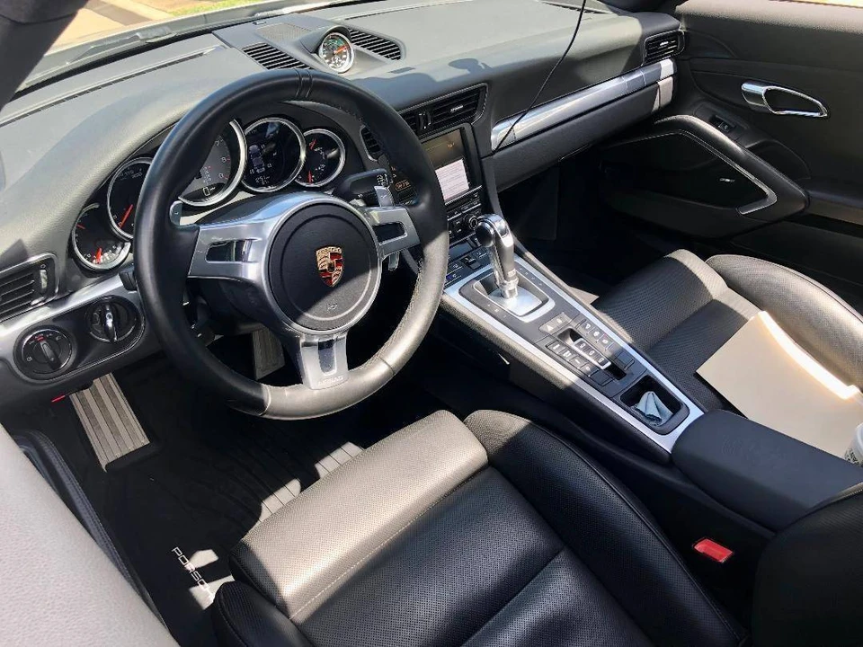 2013 Porsche 991 Carrera 4S - Image 6 of 11