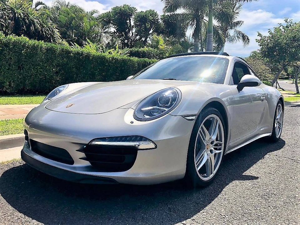 2013 Porsche 991 Carrera 4S - Image 10 of 11