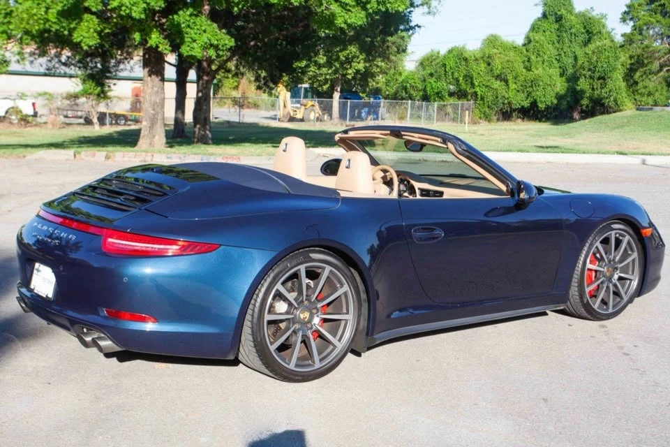 2013 Porsche 991 Carrera 4S - Image 9 of 20