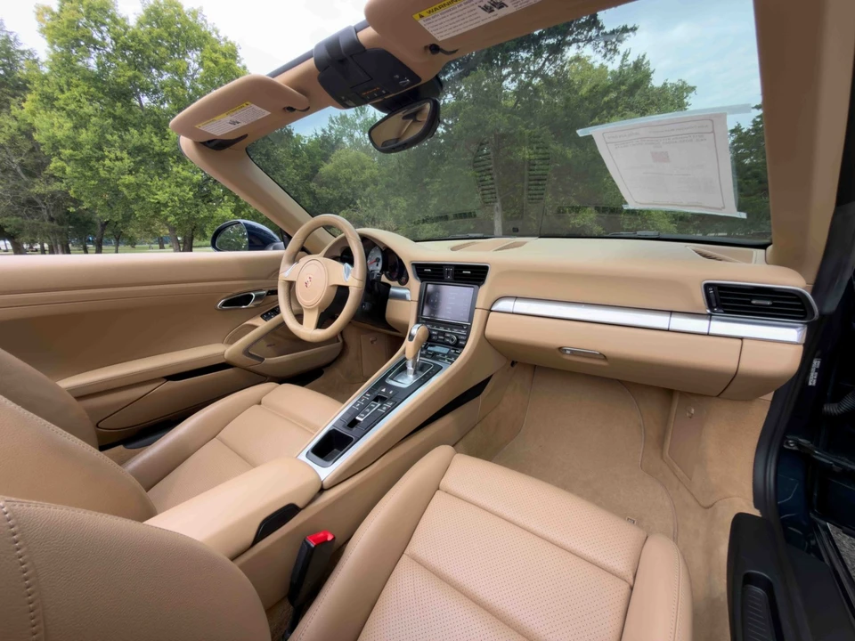 2013 Porsche 991 Carrera 4S - Image 26 of 31