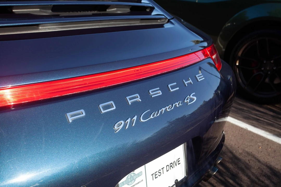 2013 Porsche 991 Carrera 4S - Image 23 of 31