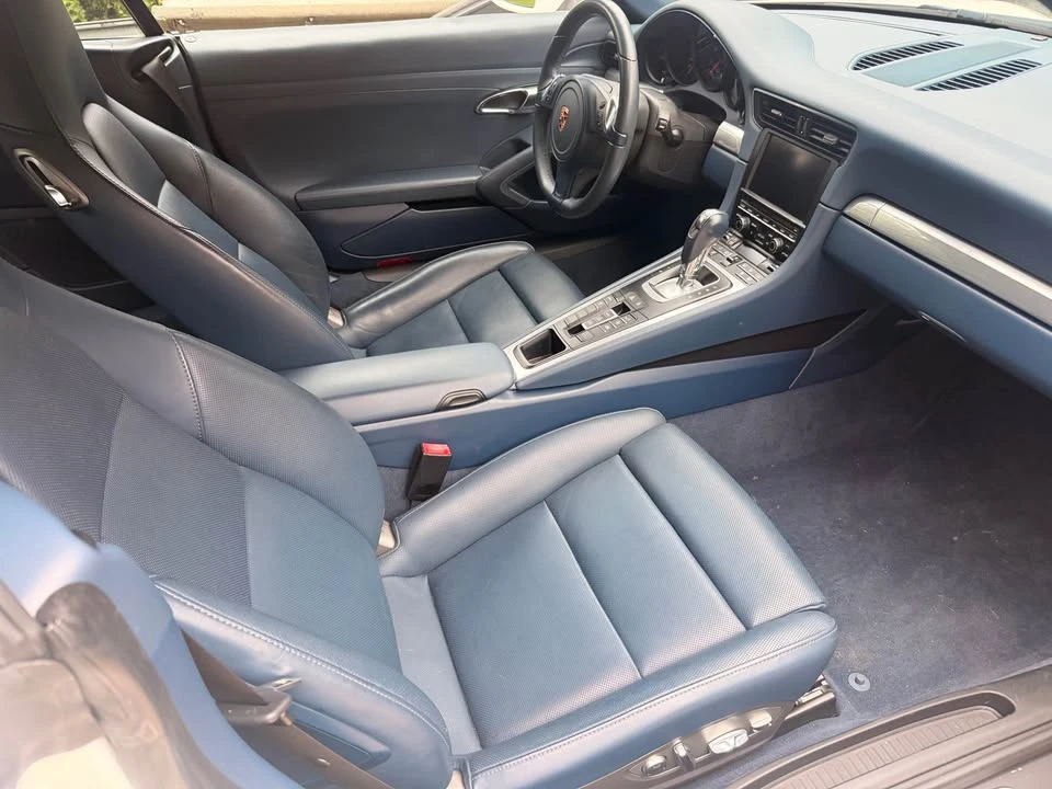2013 Porsche 991 Carrera - Image 11 of 16