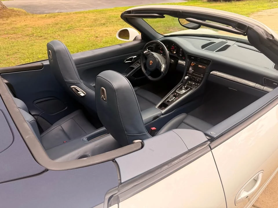 2013 Porsche 991 Carrera - Image 13 of 16