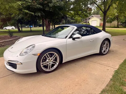 2013 Porsche 911 Carrera Cabriolet 2D