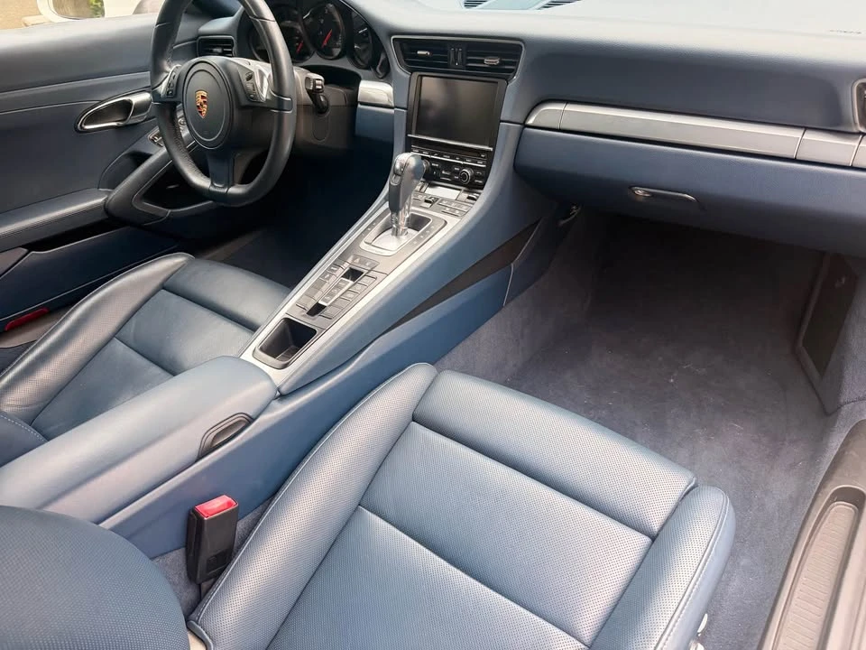 2013 Porsche 991 Carrera - Image 12 of 16