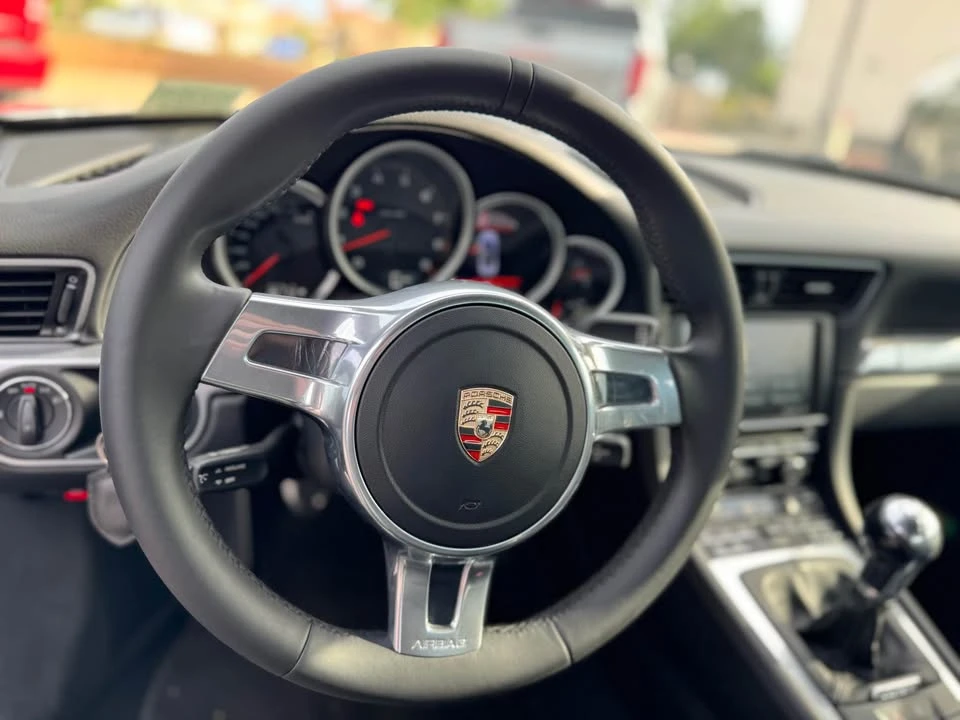 2013 Porsche 991 Carrera - Image 8 of 20
