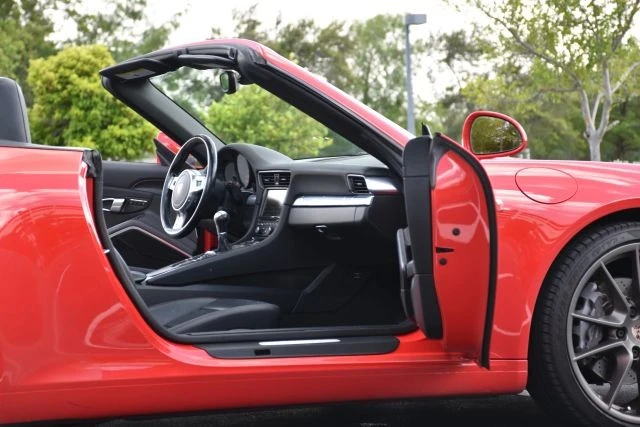2013 Porsche 991 Carrera - Image 18 of 21