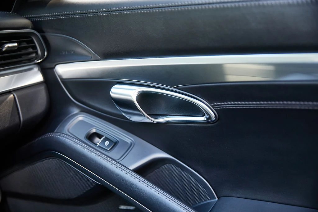 2013 Porsche 991 Carrera - Image 25 of 31