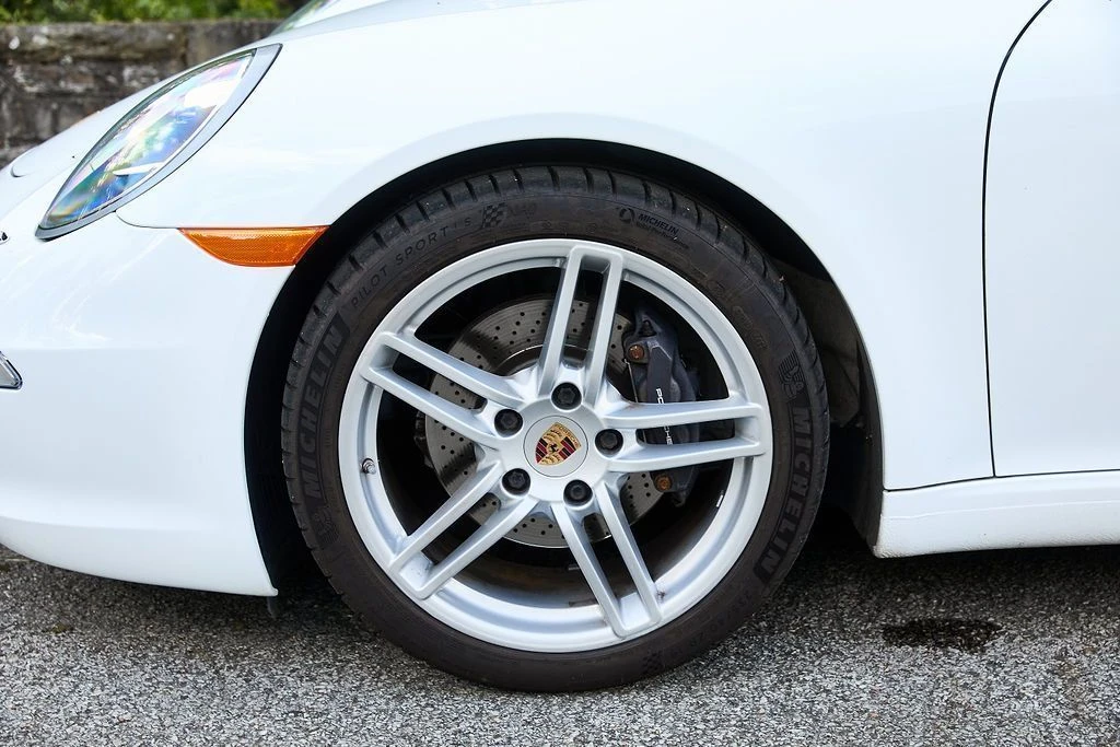 2013 Porsche 991 Carrera - Image 12 of 27