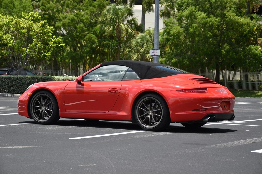 2013 Porsche 991 Carrera - Image 16 of 21