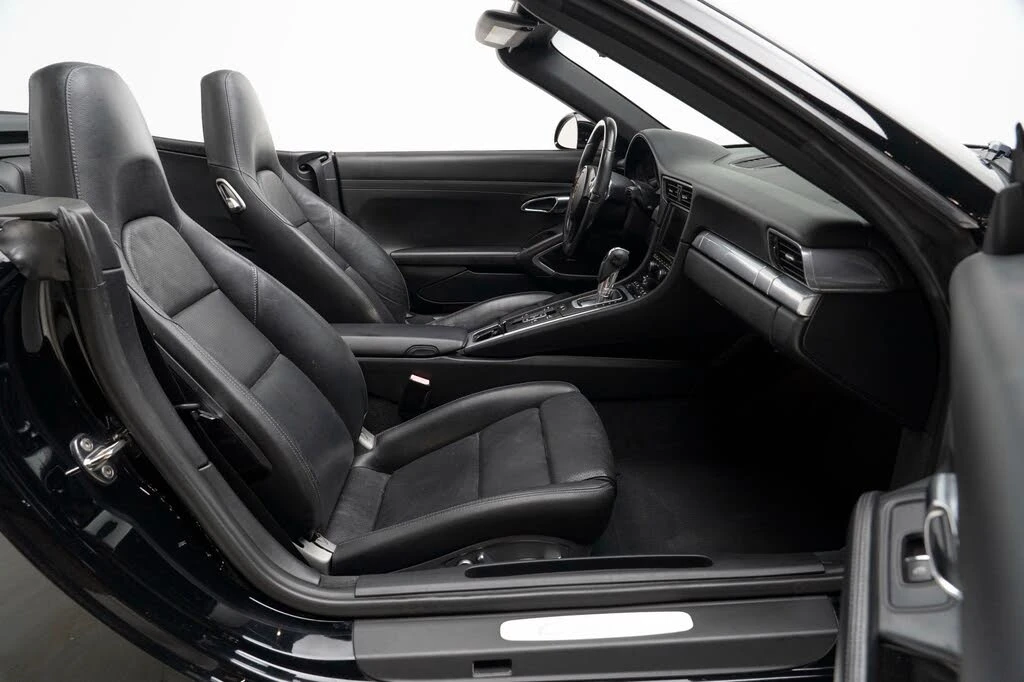 2013 Porsche 991 Carrera - Image 17 of 31