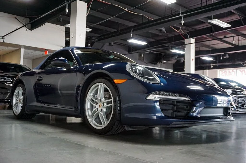 2013 Porsche 991 Carrera - Image 2 of 31