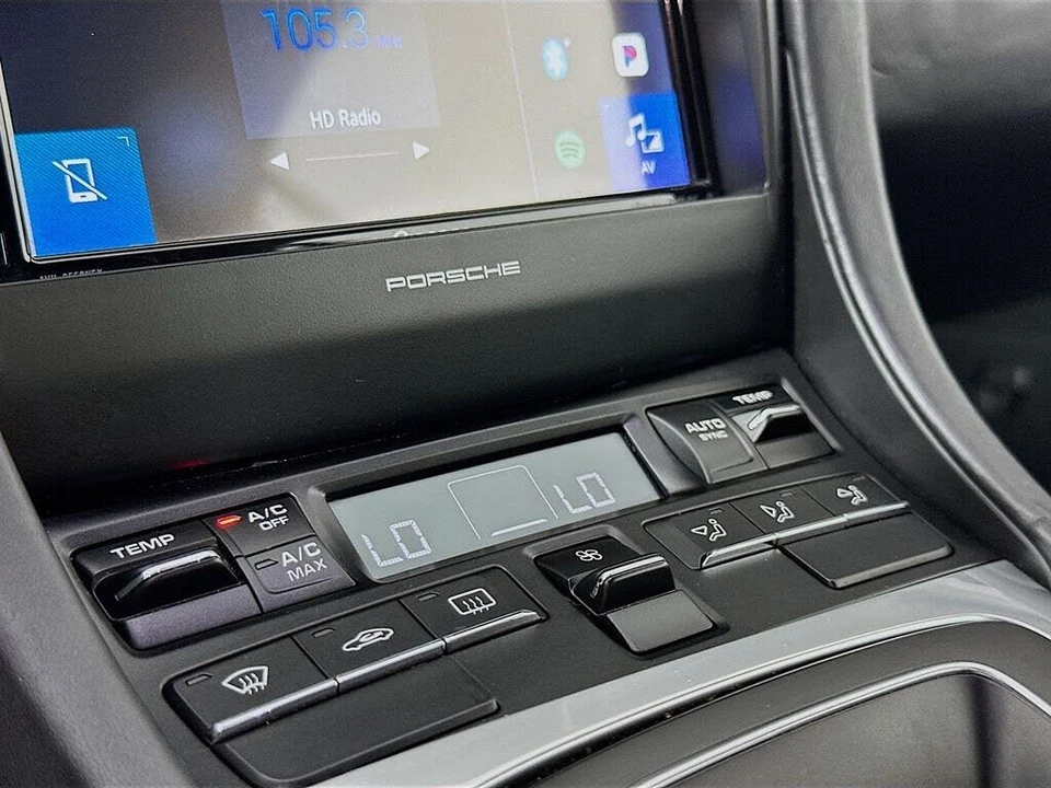 2013 Porsche 991 Carrera - Image 12 of 26