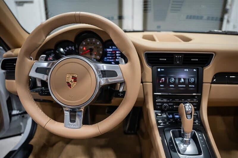 2013 Porsche 991 Carrera - Image 25 of 31