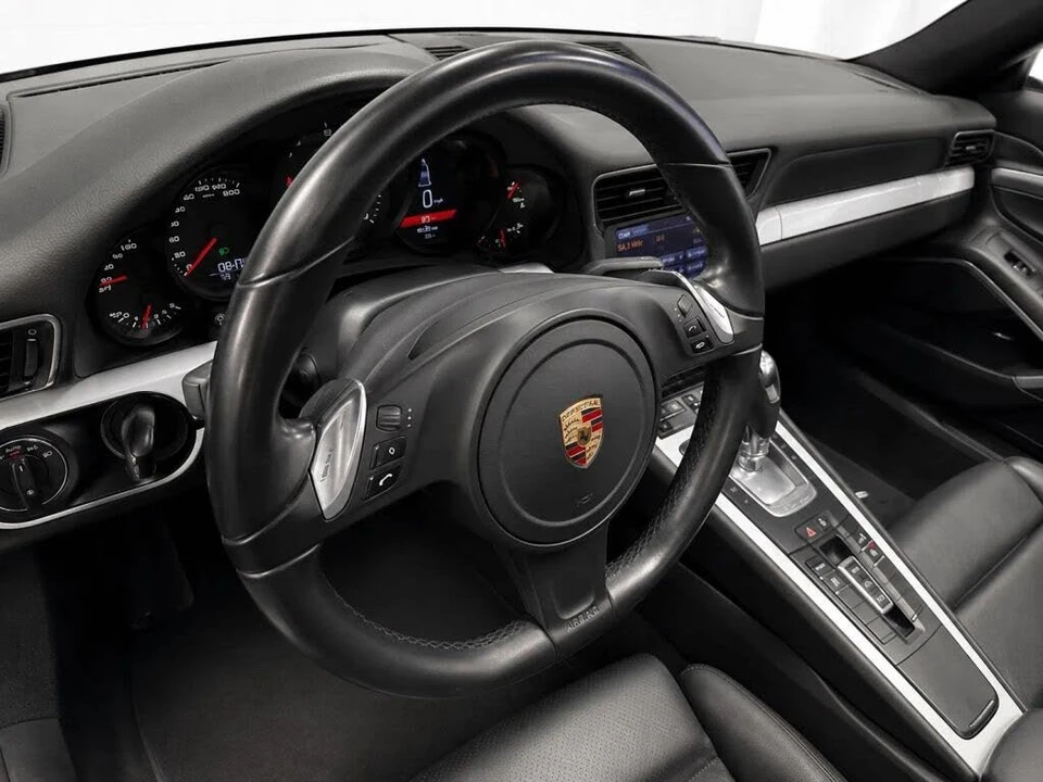 2013 Porsche 991 Carrera - Image 10 of 31