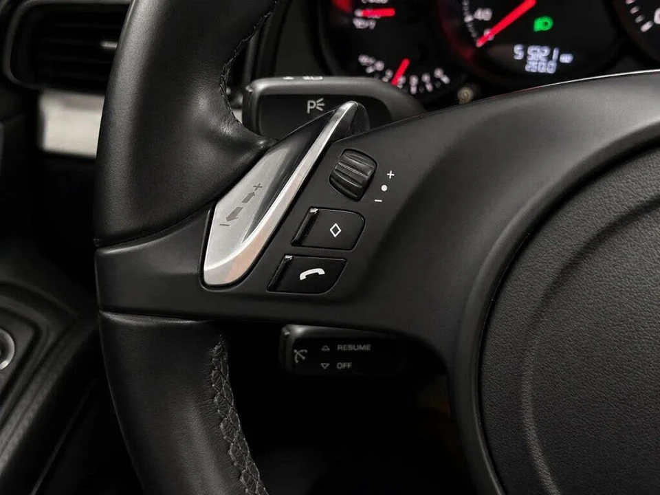 2013 Porsche 991 Carrera - Image 24 of 31
