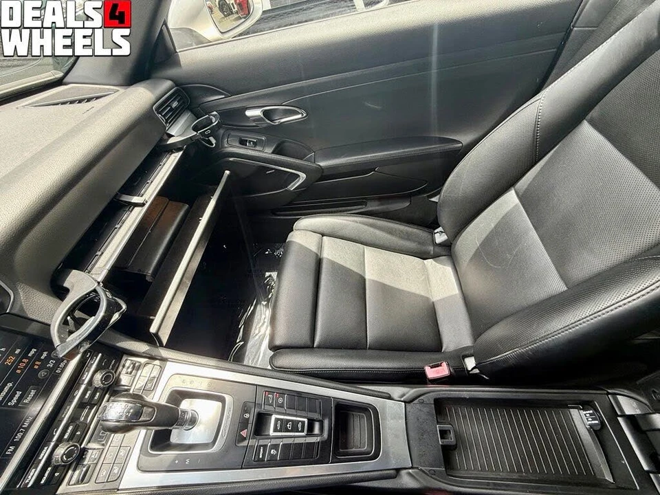 2013 Porsche 991 Carrera - Image 19 of 26