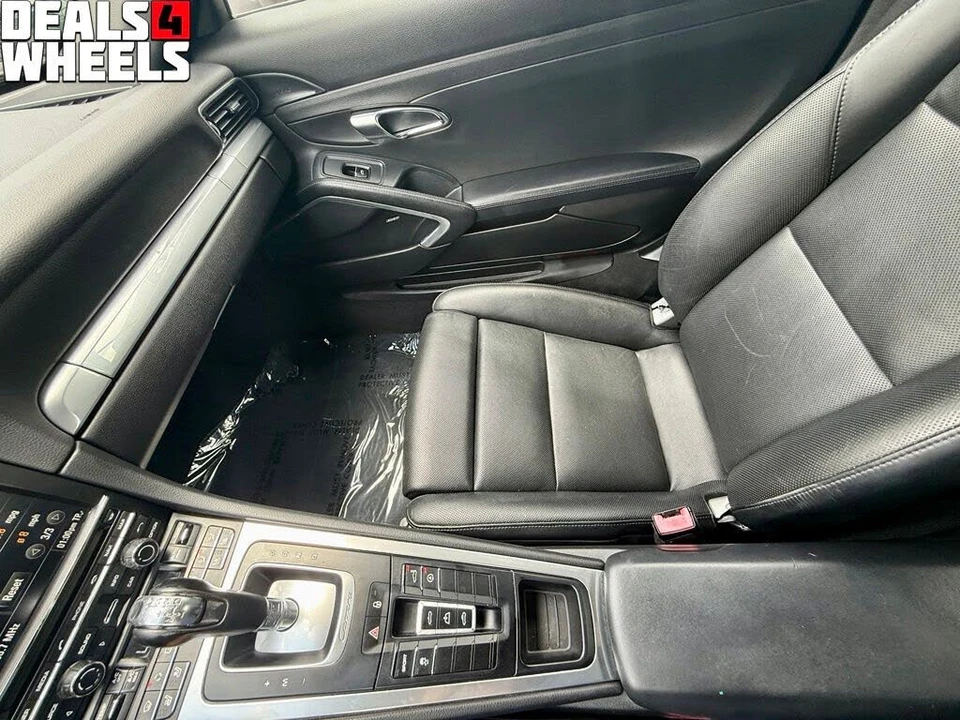 2013 Porsche 991 Carrera - Image 18 of 26