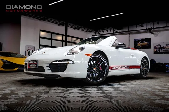 2013 Porsche 911 Carrera Cabriolet RWD