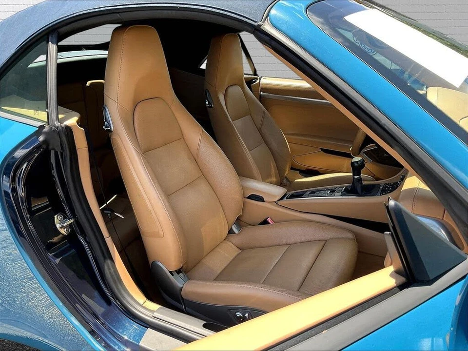 2013 Porsche 991 Carrera - Image 19 of 22