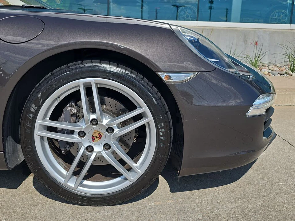 2013 Porsche 991 Carrera - Image 11 of 25