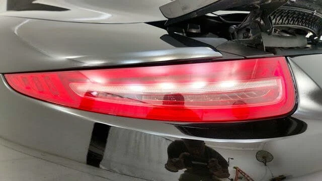 2013 Porsche 991 Carrera - Image 27 of 31