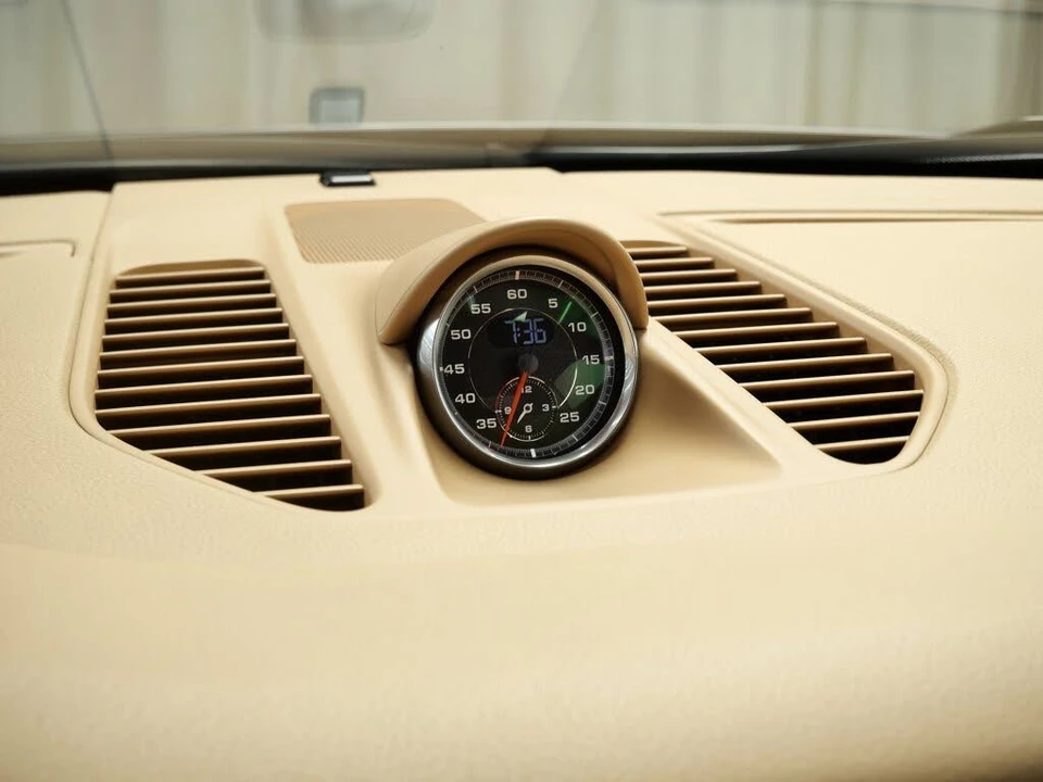 2013 Porsche 991 Carrera - Image 24 of 29
