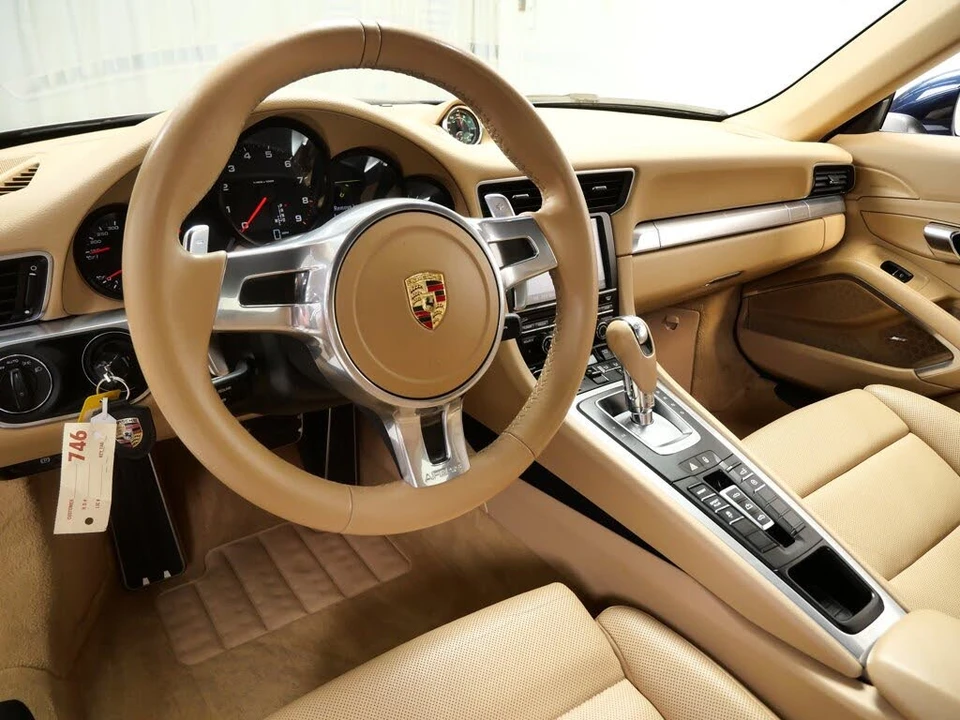 2013 Porsche 991 Carrera - Image 15 of 29