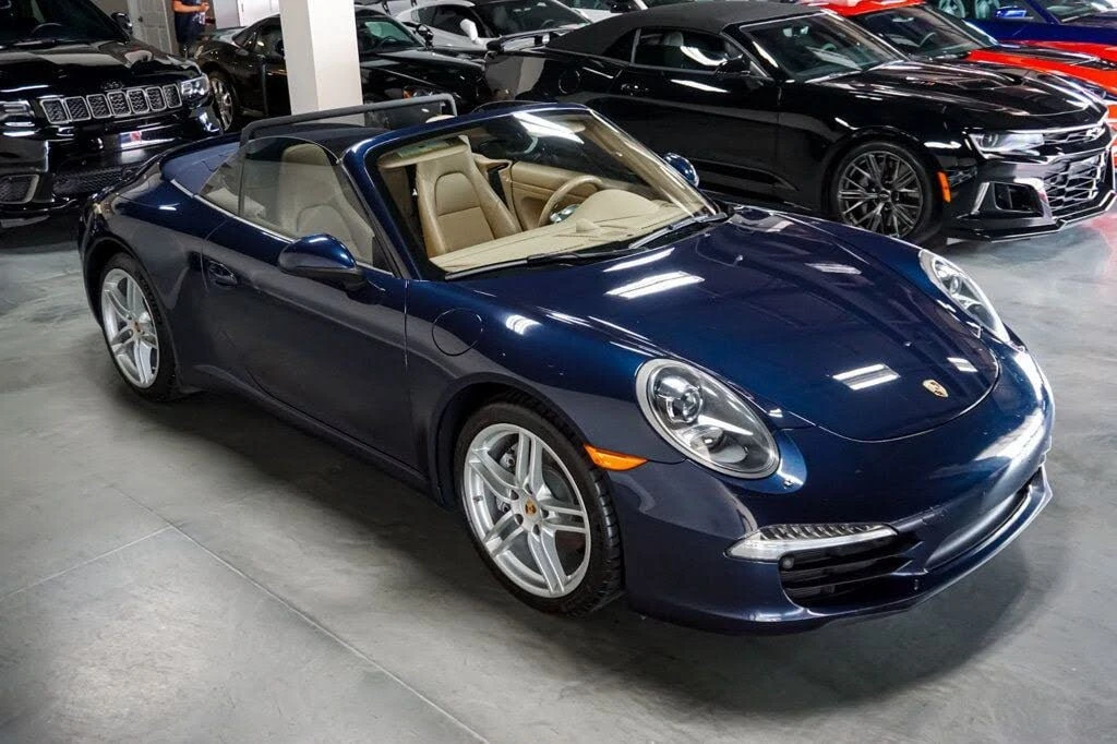 2013 Porsche 991 Carrera - Image 30 of 31