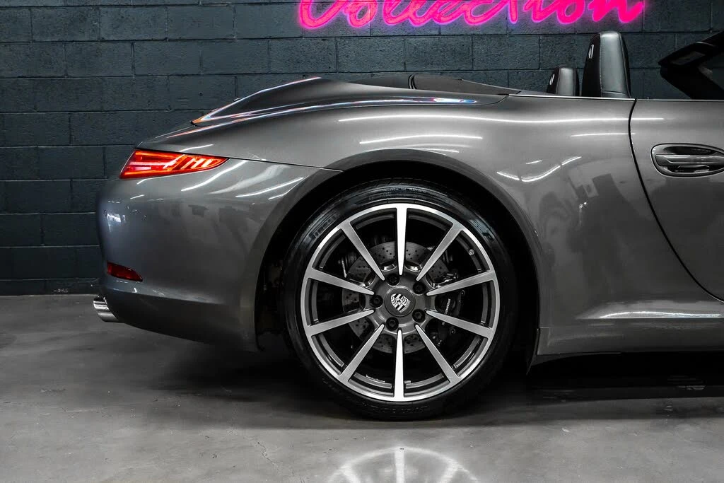 2013 Porsche 991 Carrera - Image 14 of 31
