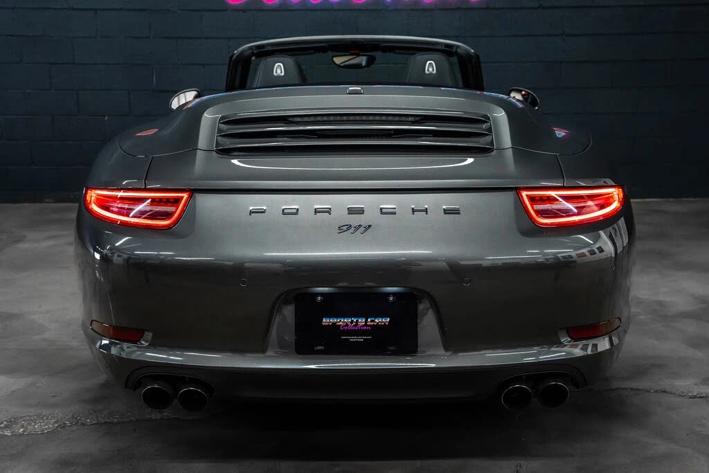 2013 Porsche 991 Carrera - Image 7 of 31