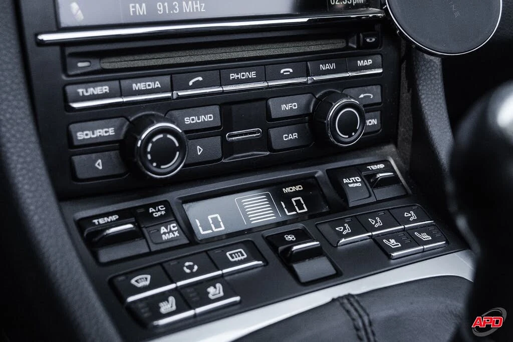 2013 Porsche 991 Carrera - Image 18 of 31