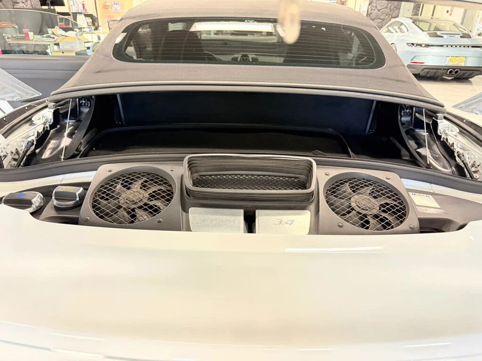 2013 Porsche 991 Carrera - Image 13 of 17