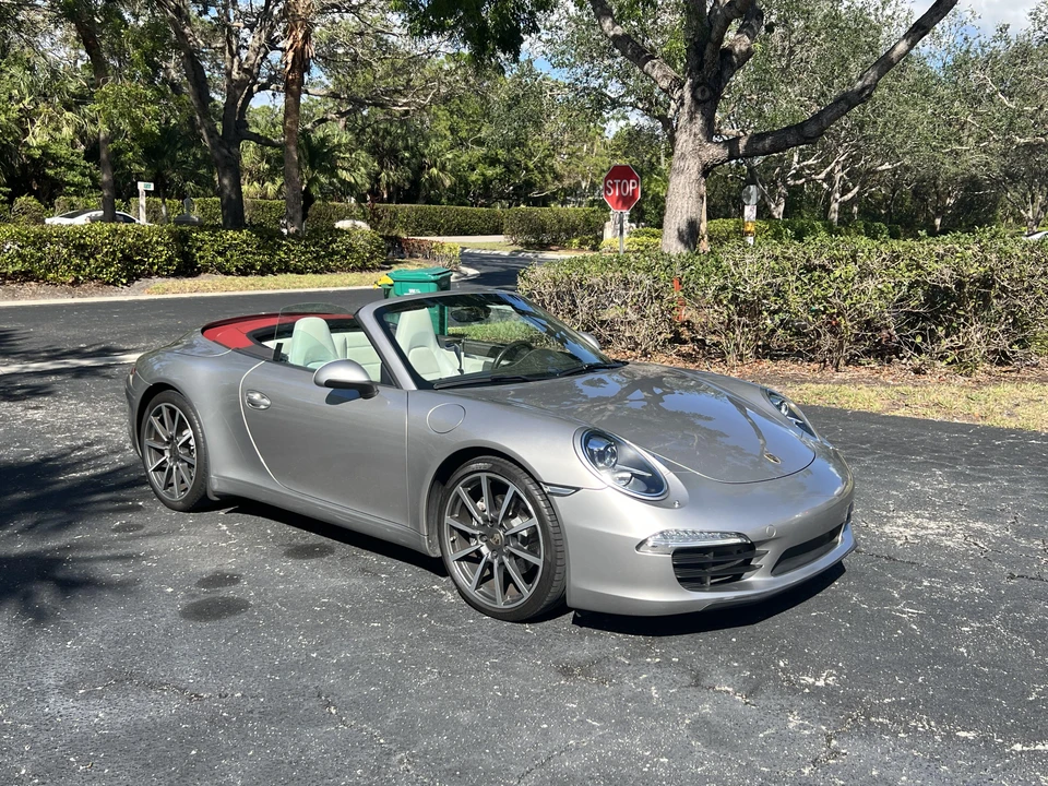 2013 Porsche 991 Carrera - Image 11 of 31