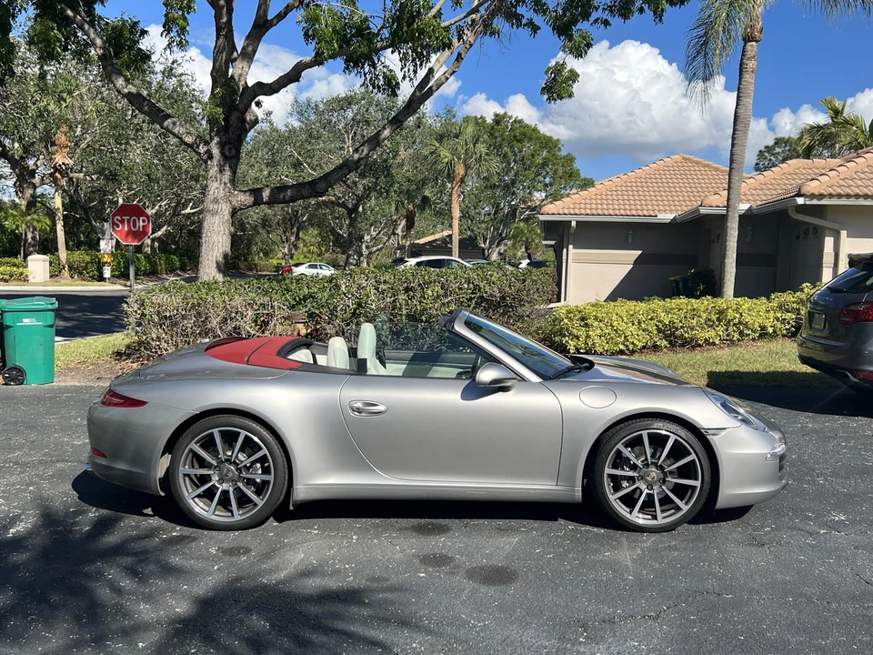 2013 Porsche 991 Carrera - Image 10 of 31