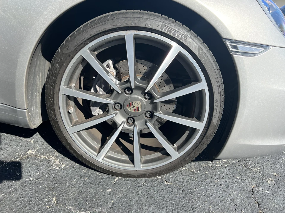 2013 Porsche 991 Carrera - Image 30 of 31