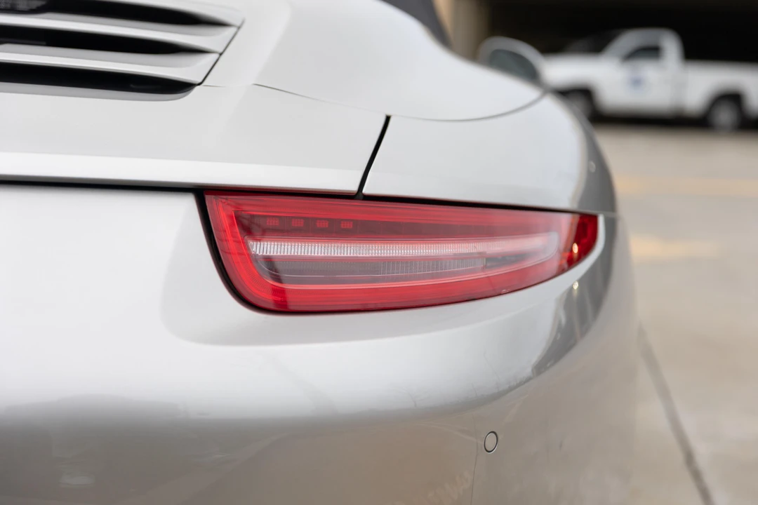 2013 Porsche 991 Carrera - Image 31 of 31