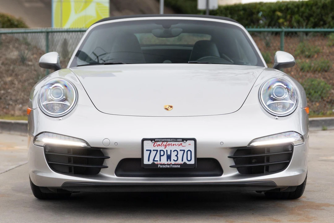 2013 Porsche 991 Carrera - Image 2 of 31