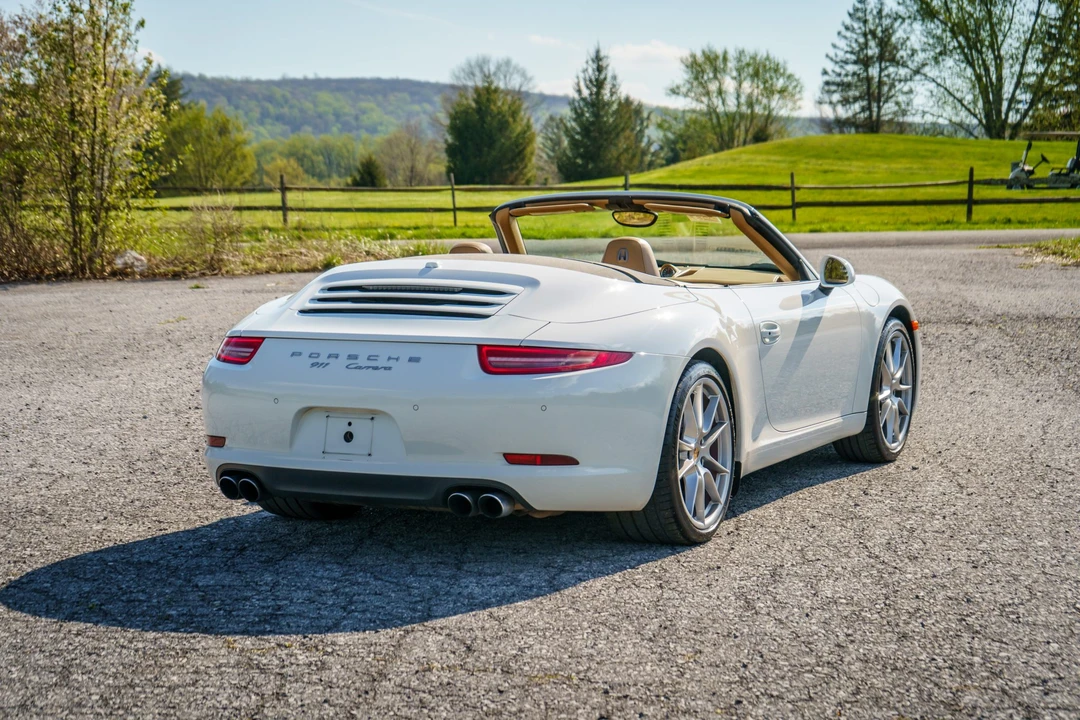2013 Porsche 991 Carrera - Image 18 of 31