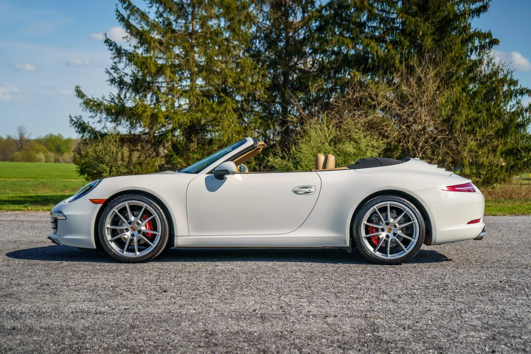 2013 Porsche 991 Carrera - Image 9 of 31