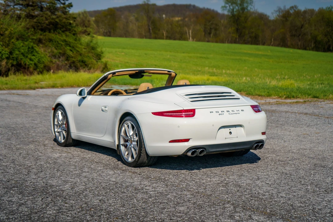 2013 Porsche 991 Carrera - Image 13 of 31