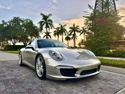2013 Porsche 911 Carrera Coupe 2D