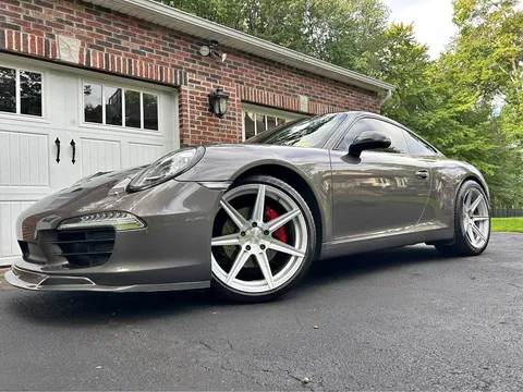 2013 Porsche 911 Carrera Coupe 2D