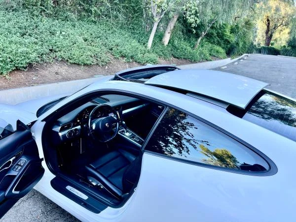 2013 Porsche 991 Carrera - Image 18 of 21