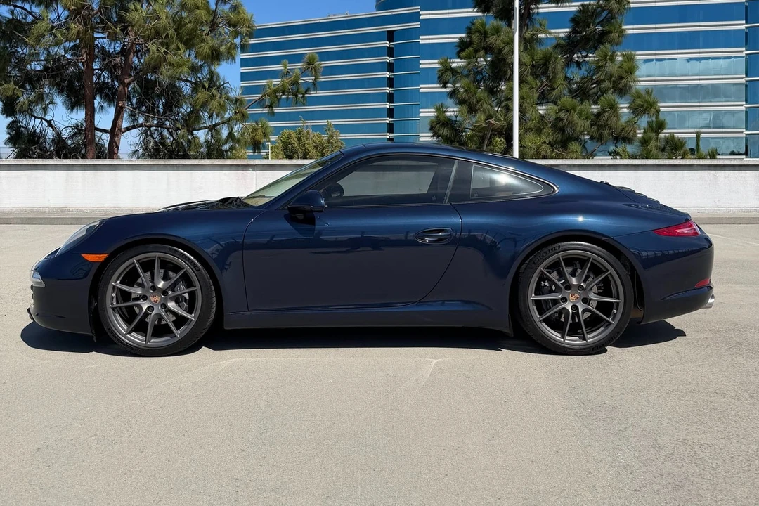 2013 Porsche 991 Carrera - Image 31 of 31