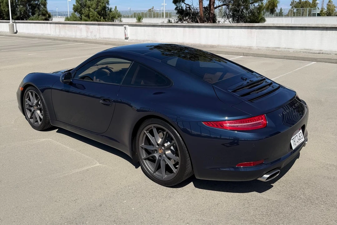 2013 Porsche 991 Carrera - Image 26 of 31