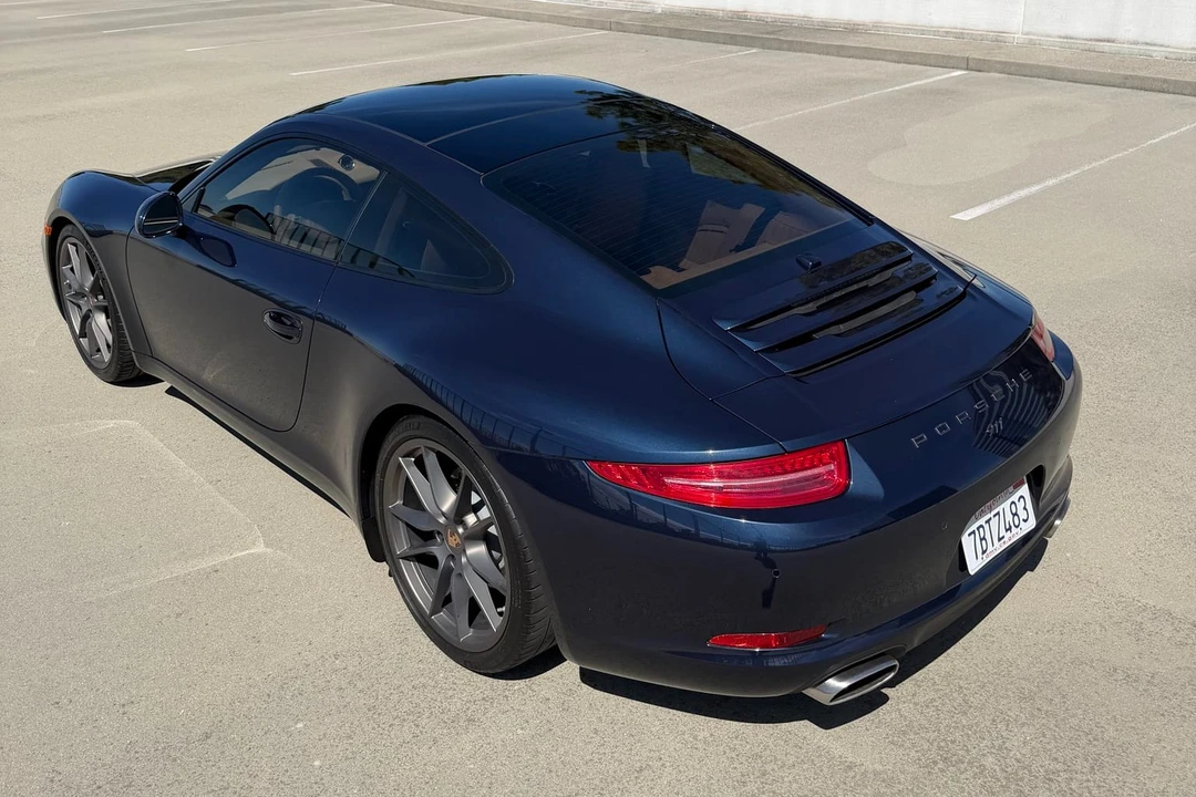 2013 Porsche 991 Carrera - Image 28 of 31