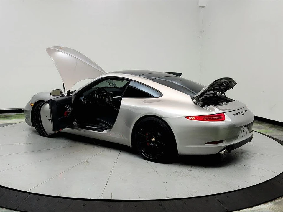 2013 Porsche 991 Carrera - Image 12 of 31