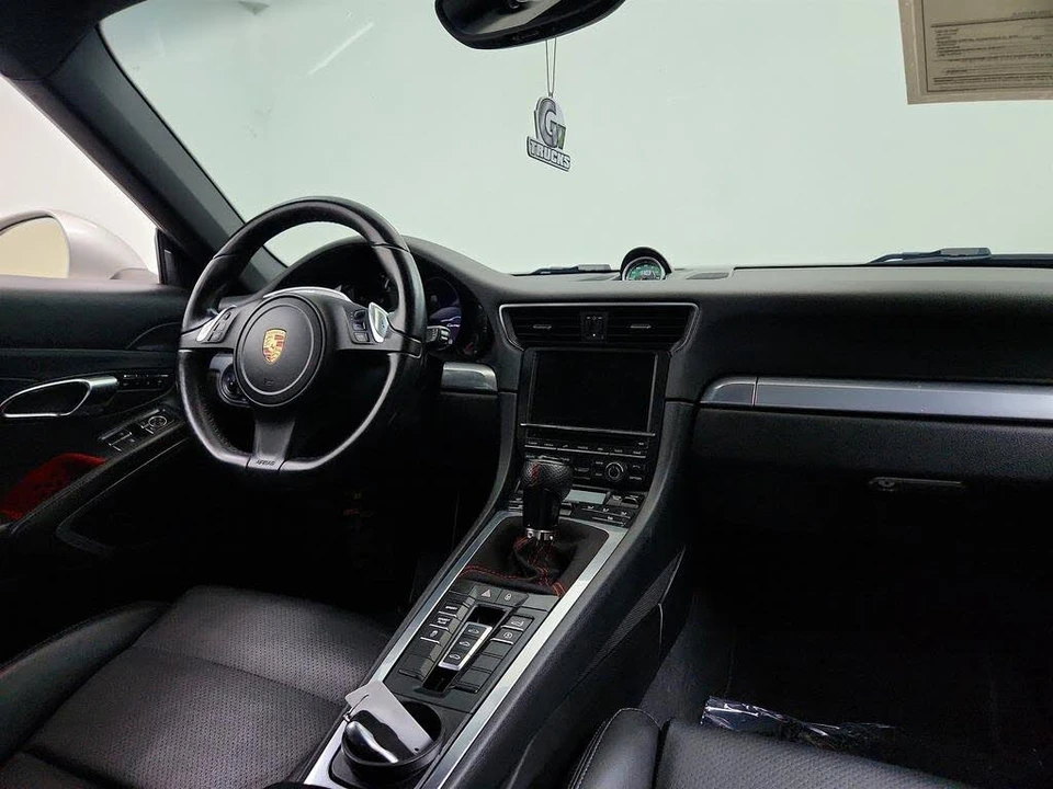 2013 Porsche 991 Carrera - Image 24 of 31